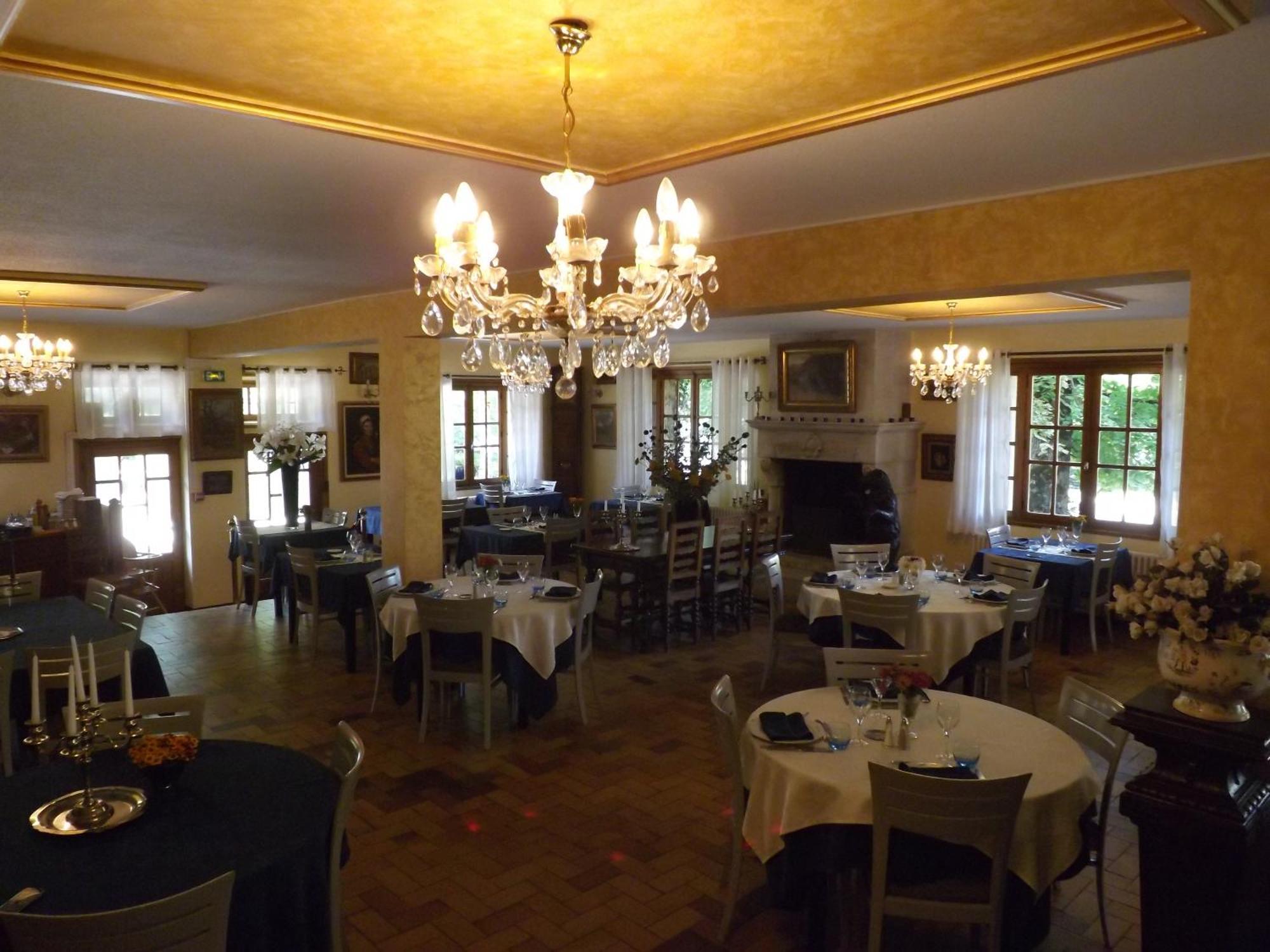 Château de Passières Chichilianne Esterno foto